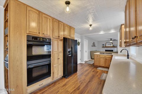 Tiny photo for 10 Mattatuck Way, Waterville, OH 43566 (MLS # 10006802)