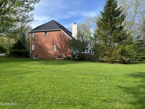 Tiny photo for 26250 W River Road, Perrysburg, OH 43551 (MLS # 10007086)