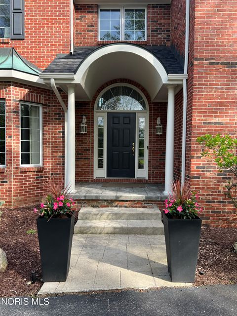 Tiny photo for 26250 W River Road, Perrysburg, OH 43551 (MLS # 10007086)