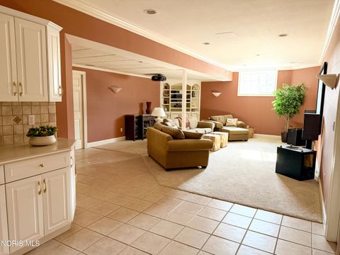Tiny photo for 26250 W River Road, Perrysburg, OH 43551 (MLS # 10007086)