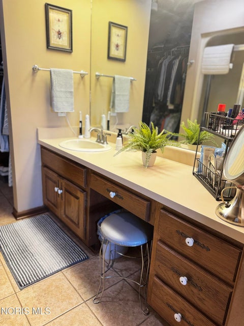 Tiny photo for 910 Cardinal Drive, Bryan, OH 43506 (MLS # 10014318)