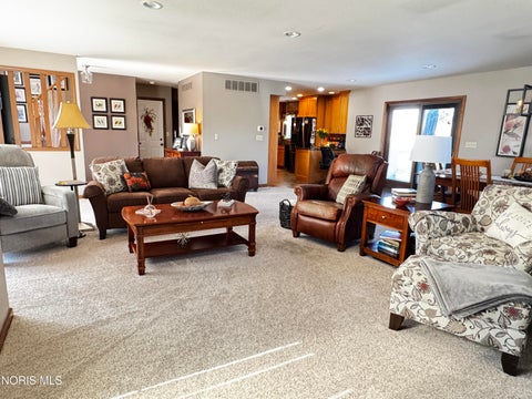 Tiny photo for 910 Cardinal Drive, Bryan, OH 43506 (MLS # 10014318)