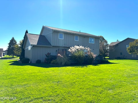 Tiny photo for 910 Cardinal Drive, Bryan, OH 43506 (MLS # 10014318)