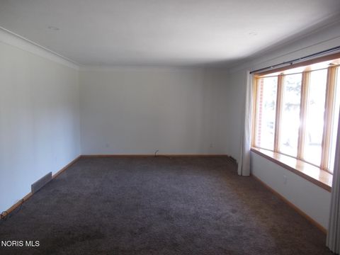 Tiny photo for 117 W Washington Street, Wauseon, OH 43567 (MLS # 10010267)