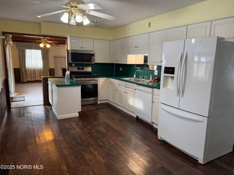 Tiny photo for 35 Lafayette Drive, Napoleon, OH 43545 (MLS # 10001915)