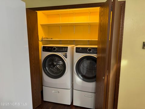 Tiny photo for 35 Lafayette Drive, Napoleon, OH 43545 (MLS # 10001915)