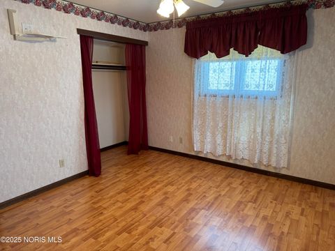 Tiny photo for 35 Lafayette Drive, Napoleon, OH 43545 (MLS # 10001915)