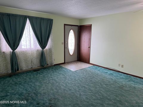 Tiny photo for 35 Lafayette Drive, Napoleon, OH 43545 (MLS # 10001915)