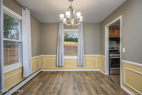 Tiny photo for 5709 Plantation Drive, Toledo, OH 43623 (MLS # 10002999)