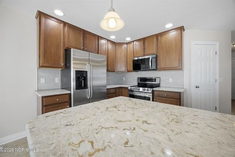 Tiny photo for 26411 Whitewater Drive, Perrysburg, OH 43551 (MLS # 10003480)