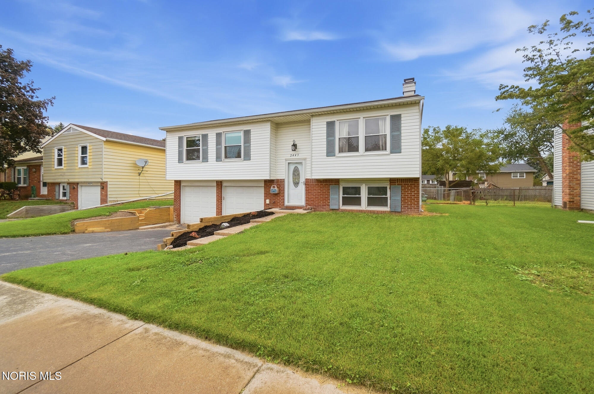 2443 Bedford Lane