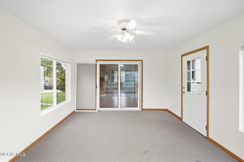 Tiny photo for 2443 Bedford Lane, Northwood, OH 43619 (MLS # 10013954)