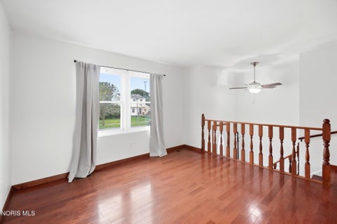 Tiny photo for 2443 Bedford Lane, Northwood, OH 43619 (MLS # 10013954)