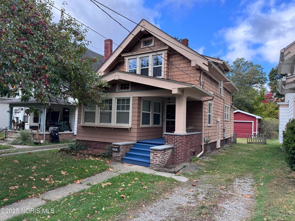 Photo for 3737 Lockwood Avenue, Toledo, OH 43612 (MLS # 10000078)