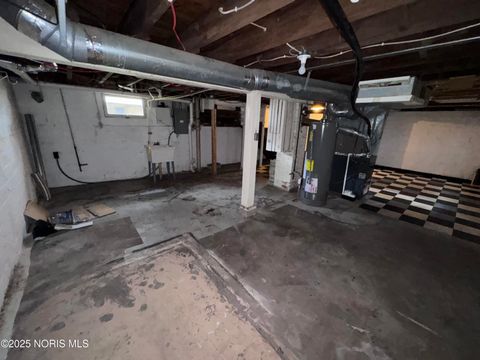 Tiny photo for 3737 Lockwood Avenue, Toledo, OH 43612 (MLS # 10000078)