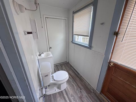 Tiny photo for 3737 Lockwood Avenue, Toledo, OH 43612 (MLS # 10000078)