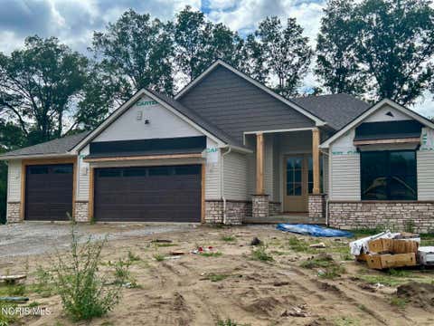 Homes For Sale - 27 Victory Lane<br/> Holland, OH 43528