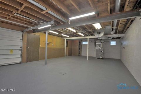 Tiny photo for 4943 Flanders Road, Toledo, OH 43623 (MLS # 10004599)