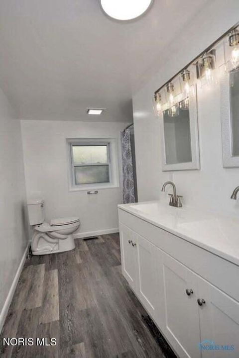 Tiny photo for 4943 Flanders Road, Toledo, OH 43623 (MLS # 10004599)