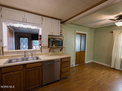 Tiny photo for 3915 Seckinger Drive, Toledo, OH 43613 (MLS # 10013389)