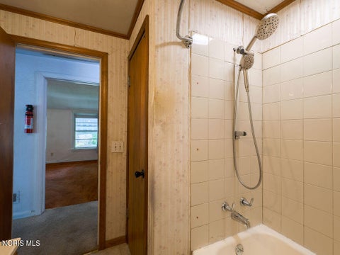 Tiny photo for 3915 Seckinger Drive, Toledo, OH 43613 (MLS # 10013389)