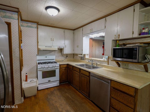 Tiny photo for 3915 Seckinger Drive, Toledo, OH 43613 (MLS # 10013389)
