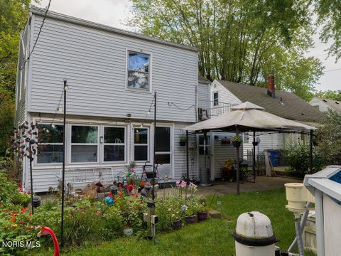 Tiny photo for 3915 Seckinger Drive, Toledo, OH 43613 (MLS # 10013389)