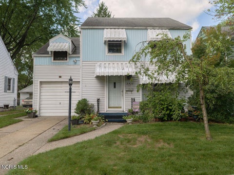 Tiny photo for 3915 Seckinger Drive, Toledo, OH 43613 (MLS # 10013389)