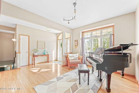 Tiny photo for 8004 Silverstone Drive, Waterville, OH 43566 (MLS # 10001081)