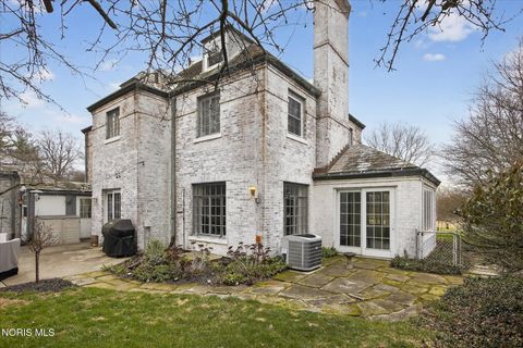 Tiny photo for 4104 Brookside Road, Ottawa Hills, OH 43606 (MLS # 10005442)