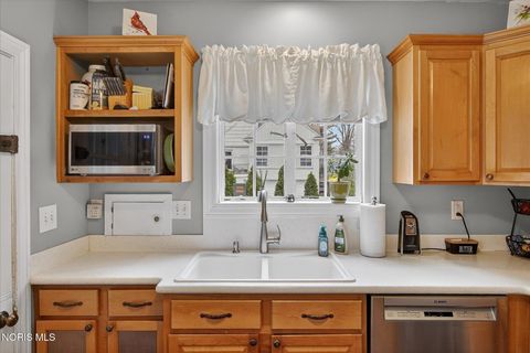 Tiny photo for 4104 Brookside Road, Ottawa Hills, OH 43606 (MLS # 10005442)