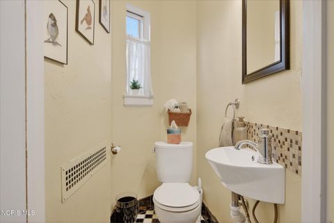 Tiny photo for 4104 Brookside Road, Ottawa Hills, OH 43606 (MLS # 10005442)