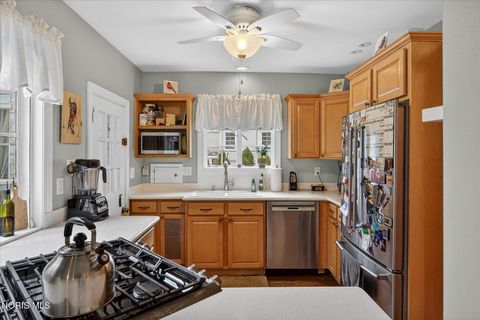 Tiny photo for 4104 Brookside Road, Ottawa Hills, OH 43606 (MLS # 10005442)