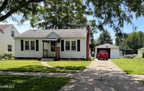 Tiny photo for 2124 Nevada Street, Toledo, OH 43605 (MLS # 10009047)