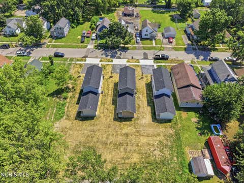 Tiny photo for 814 Holly Street, Lima, OH 45804 (MLS # 10011314)