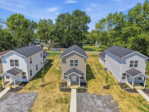 Photo of 814 Holly Street, Lima, OH 45804 (MLS # 10011314)