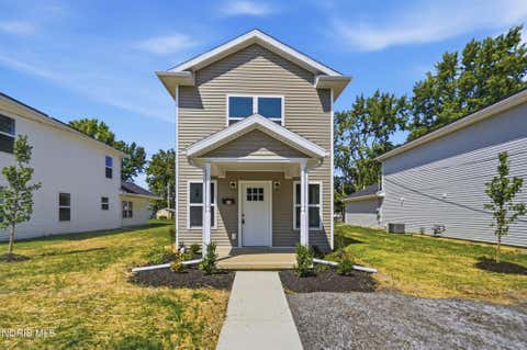 Tiny photo for 814 Holly Street, Lima, OH 45804 (MLS # 10011314)