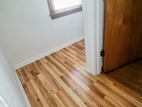 Tiny photo for 5555 Gay Street, Toledo, OH 43613 (MLS # 10008136)