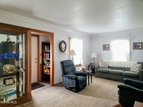 Tiny photo for 5555 Gay Street, Toledo, OH 43613 (MLS # 10008136)