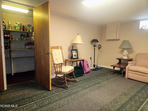 Tiny photo for 5555 Gay Street, Toledo, OH 43613 (MLS # 10008136)