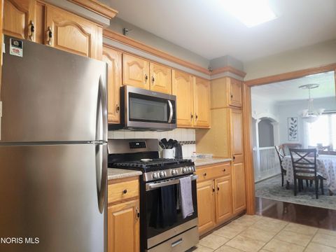 Tiny photo for 5555 Gay Street, Toledo, OH 43613 (MLS # 10008136)