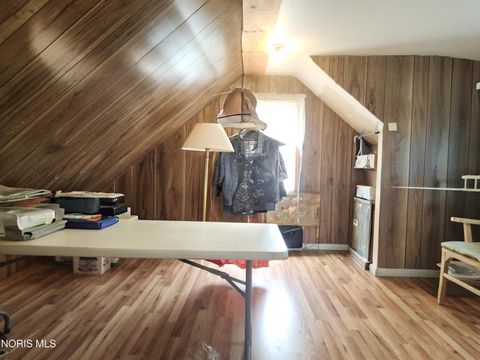 Tiny photo for 5555 Gay Street, Toledo, OH 43613 (MLS # 10008136)