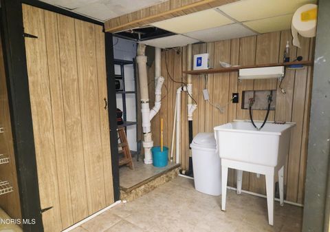 Tiny photo for 5555 Gay Street, Toledo, OH 43613 (MLS # 10008136)