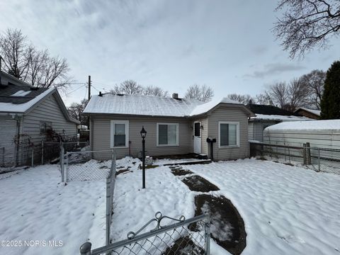 Tiny photo for 1925 Olimphia Road, Toledo, OH 43615 (MLS # 10001955)