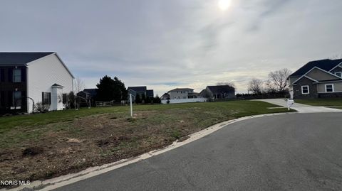 Photo of 0 Prairie Rose Drive #27, Perrysburg, OH 43551 (MLS # 10005513)