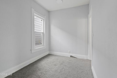 Tiny photo for 128 E Plumer Street, Toledo, OH 43605 (MLS # 10012981)