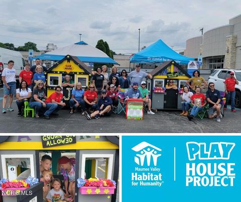 Photo of 5130 Douglas Road, Toledo, OH 43613 (MLS # 10004243)