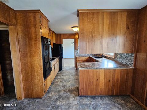 Tiny photo for 204 S Pennington Street, Sycamore, OH 44882 (MLS # 10004260)