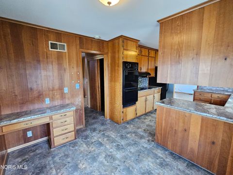 Tiny photo for 204 S Pennington Street, Sycamore, OH 44882 (MLS # 10004260)