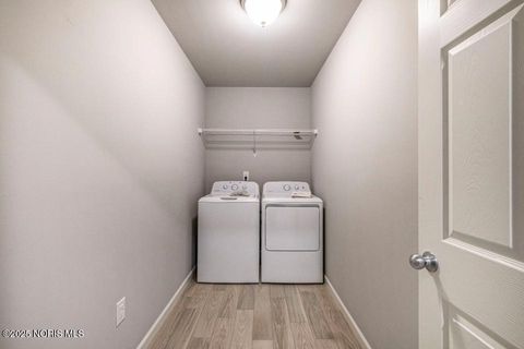 Tiny photo for 1461 Lee Ann Avenue, Defiance, OH 43512 (MLS # 10008657)
